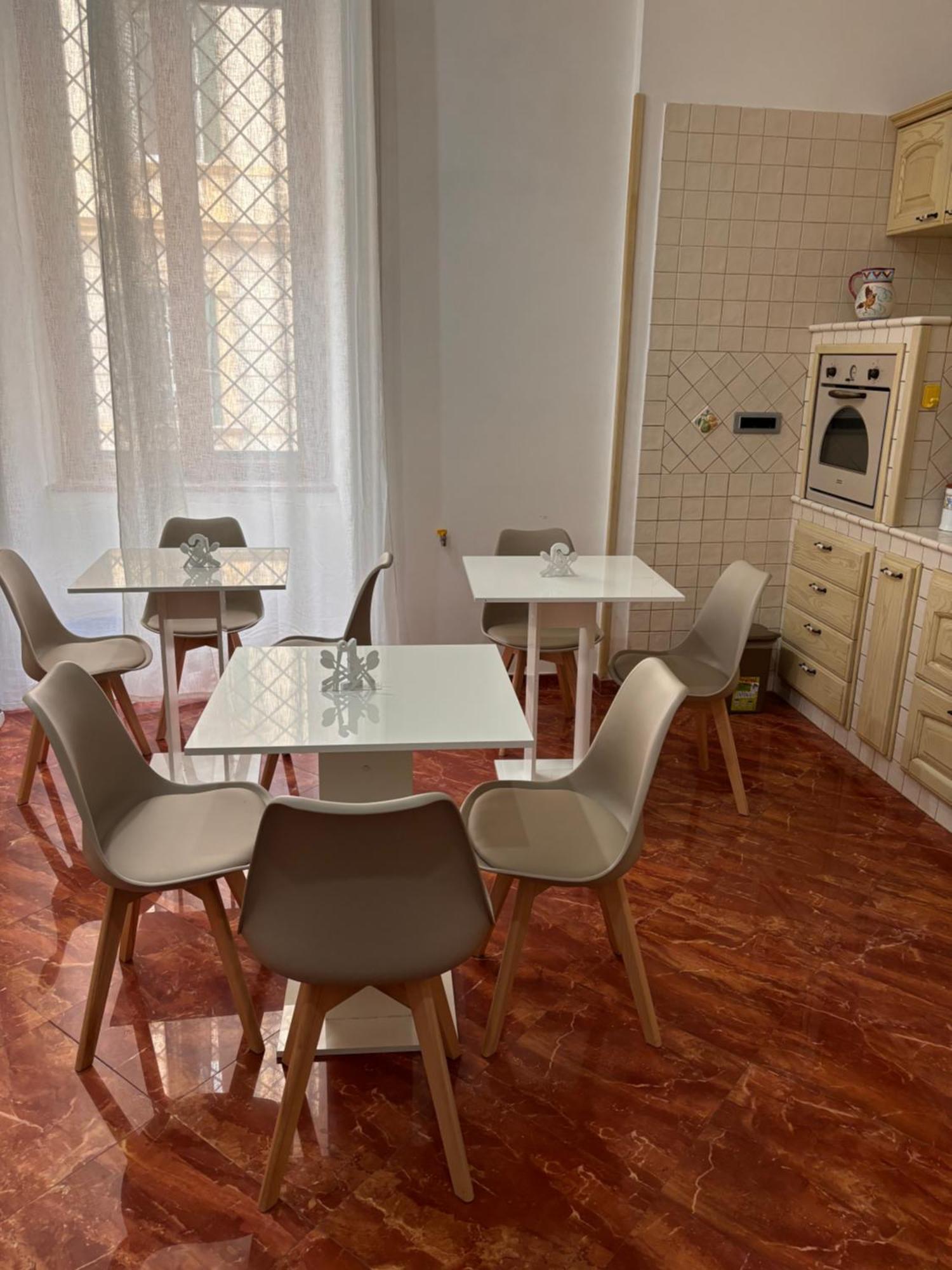 La Tela Di Elena Hotel Napoli Bagian luar foto